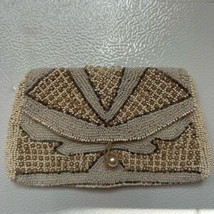 VINTAGE 1940s Glass Beaded ID clutch